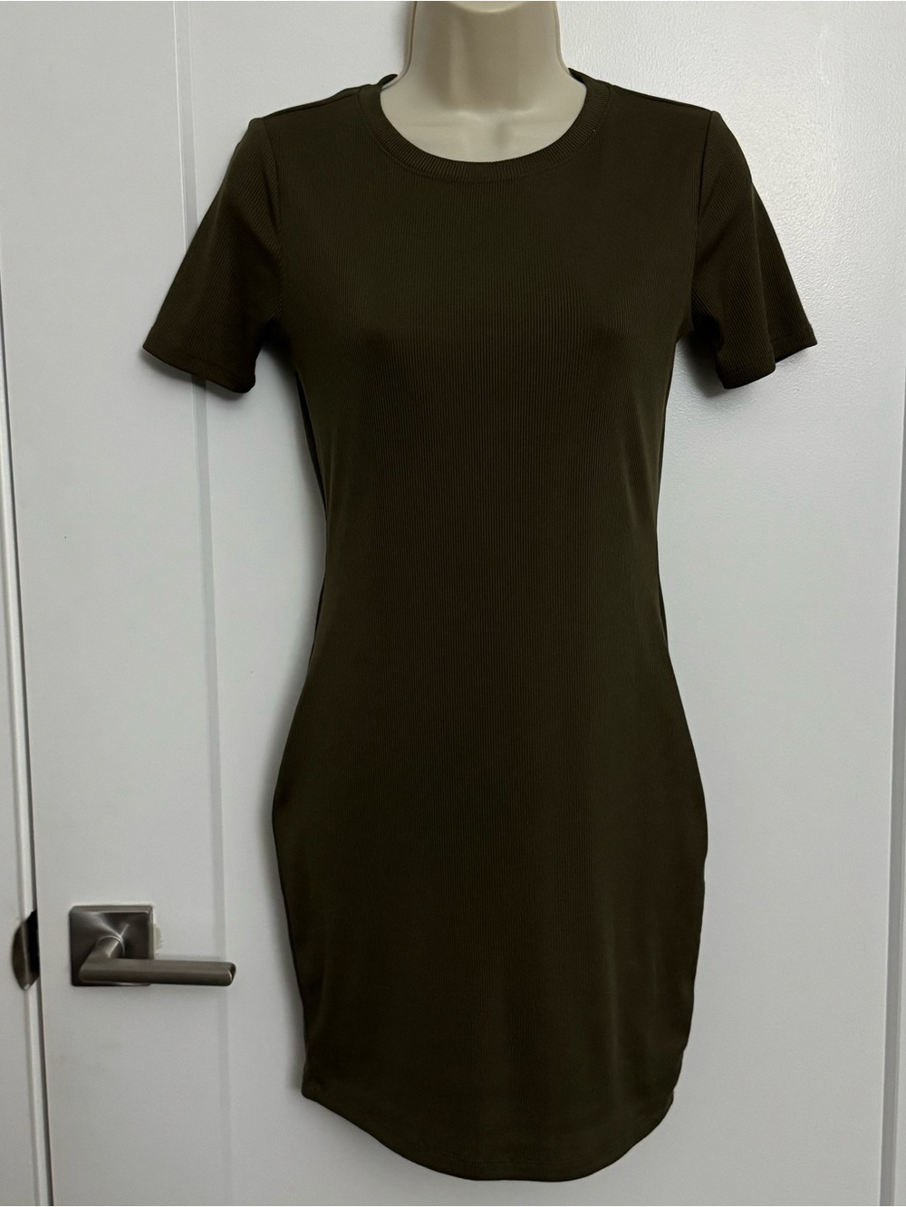 Forever 21 Bodycon Dress Size Medium